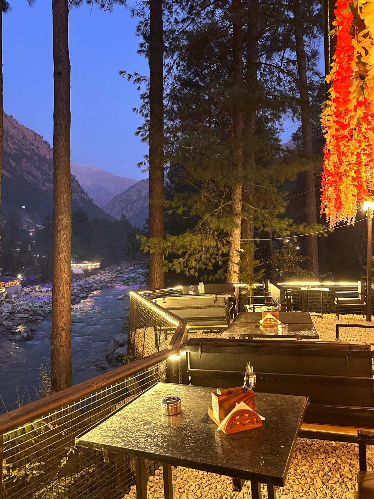 Ahava Kasol Riverside Cafe And Cottages Esterno foto