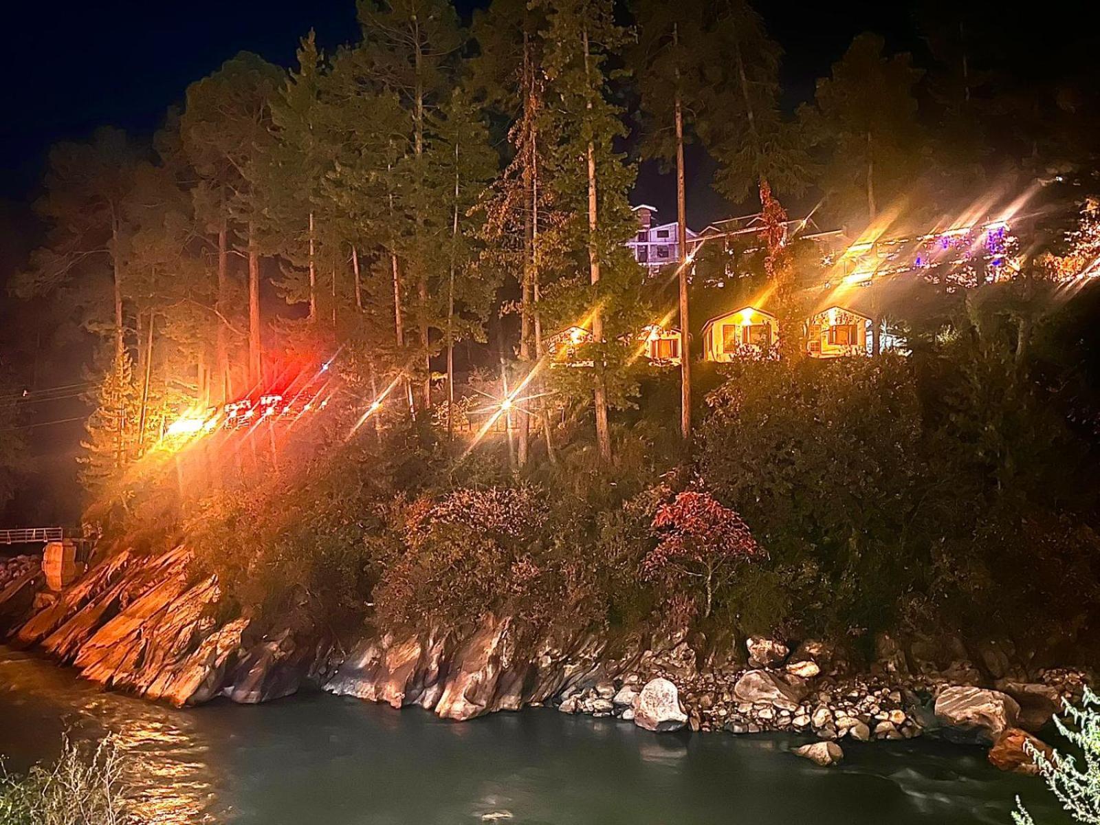 Ahava Kasol Riverside Cafe And Cottages Esterno foto