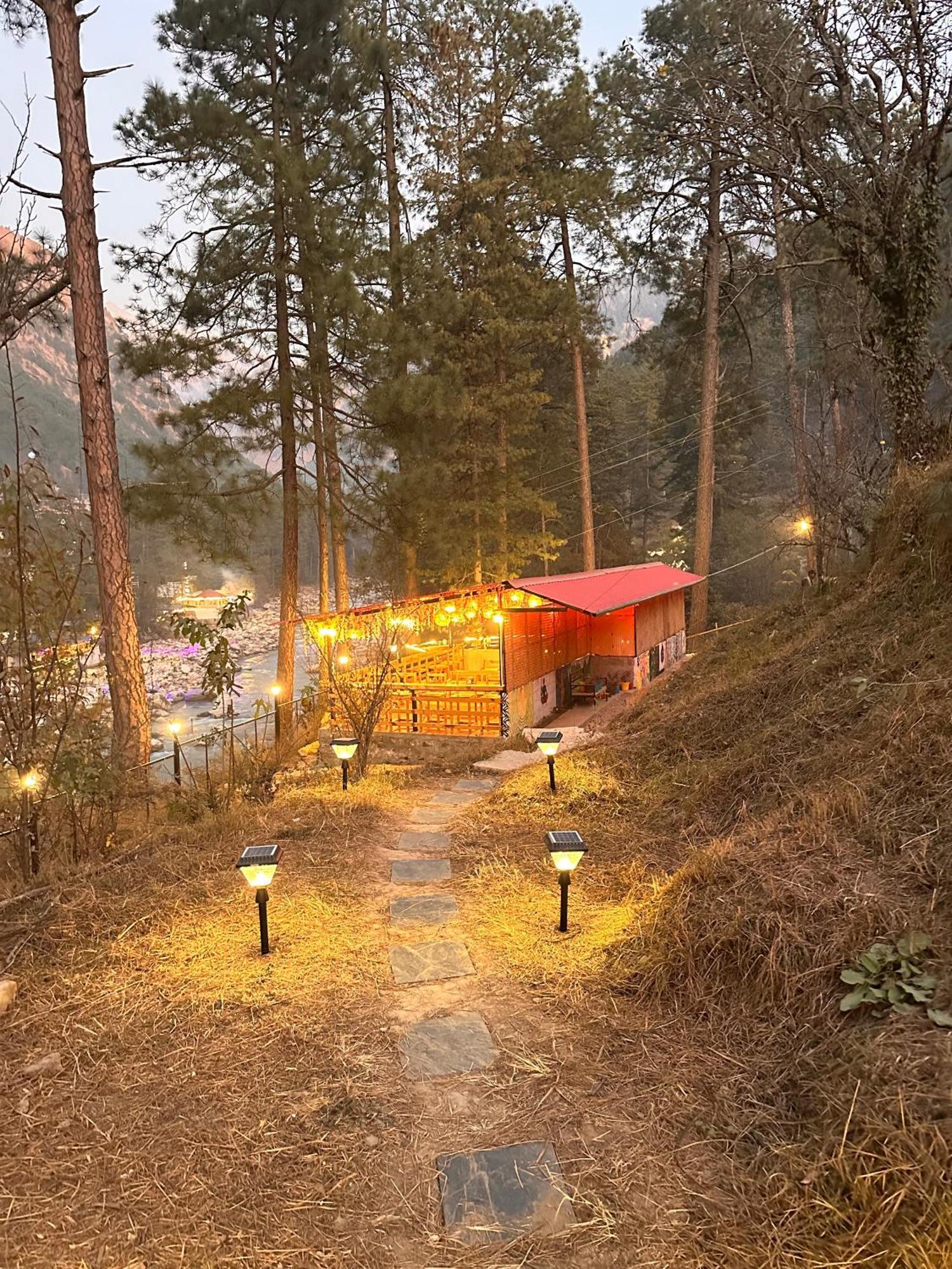 Ahava Kasol Riverside Cafe And Cottages Esterno foto