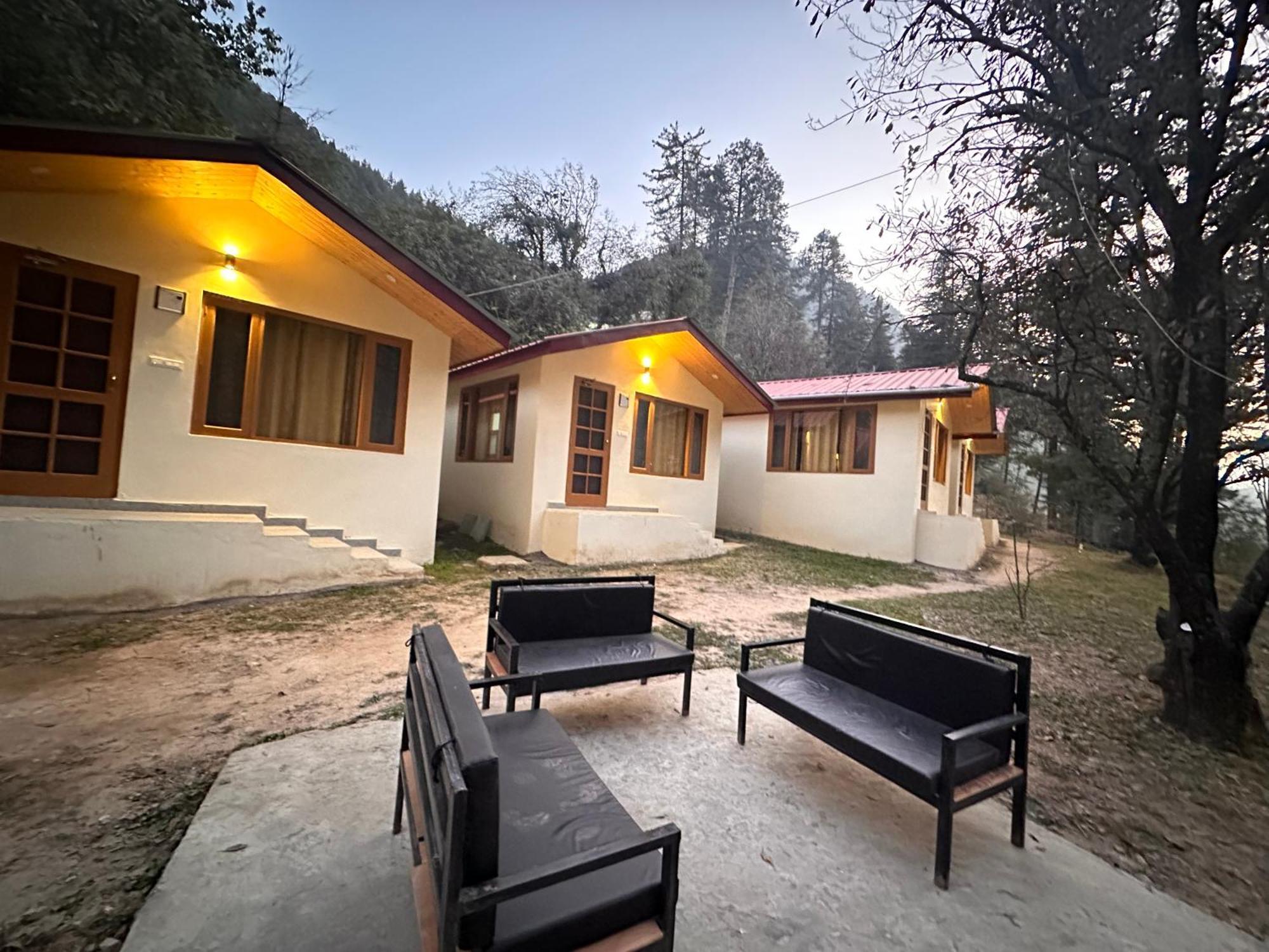 Ahava Kasol Riverside Cafe And Cottages Esterno foto