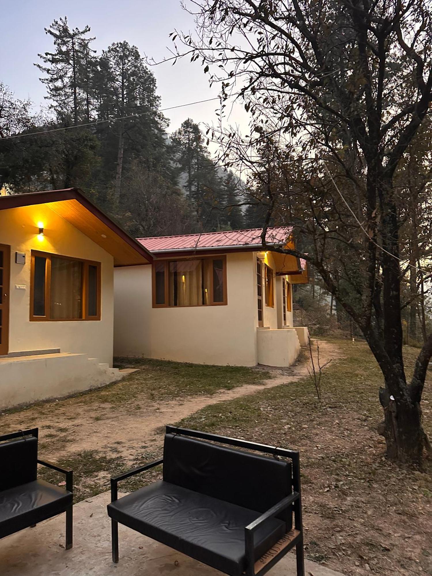 Ahava Kasol Riverside Cafe And Cottages Esterno foto