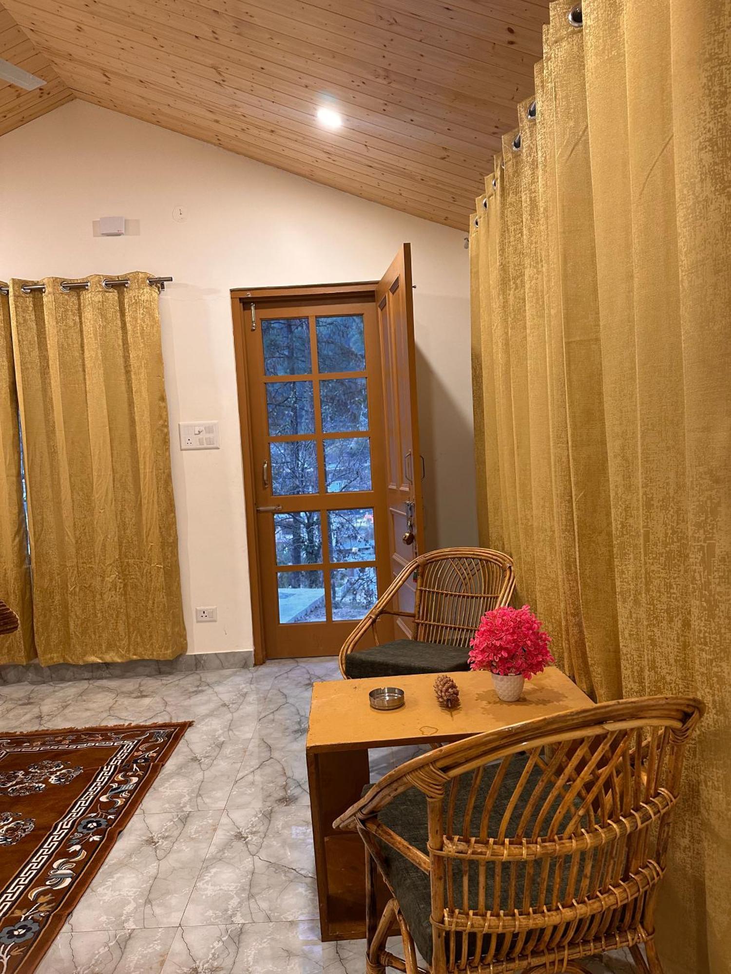 Ahava Kasol Riverside Cafe And Cottages Esterno foto