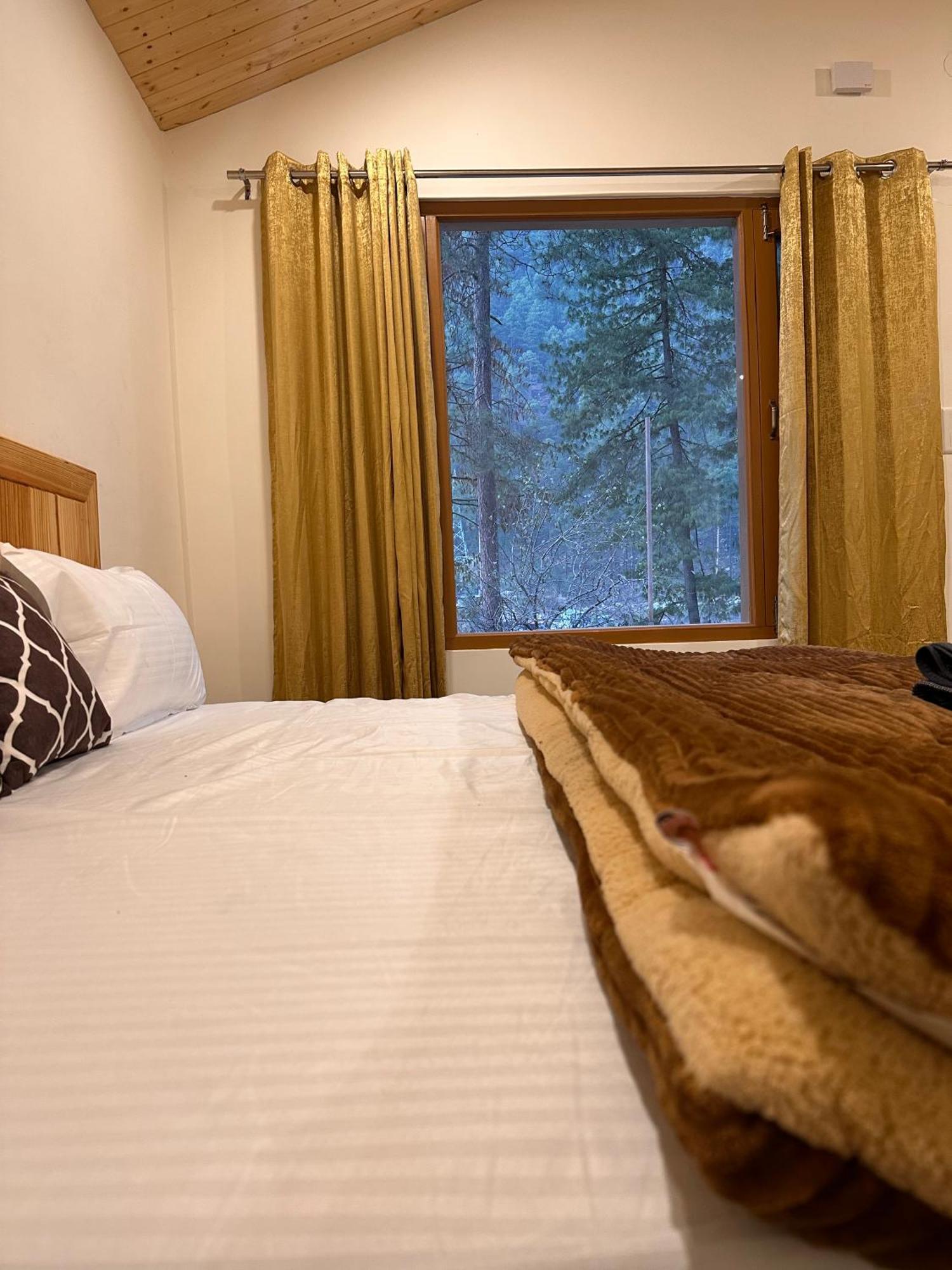 Ahava Kasol Riverside Cafe And Cottages Esterno foto