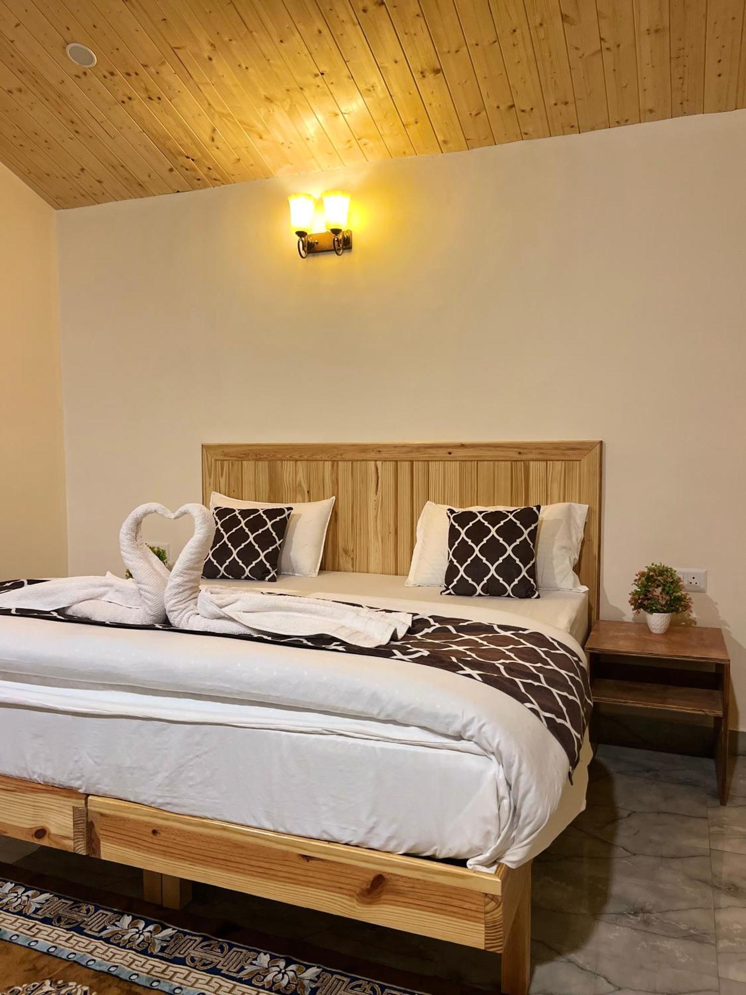 Ahava Kasol Riverside Cafe And Cottages Esterno foto