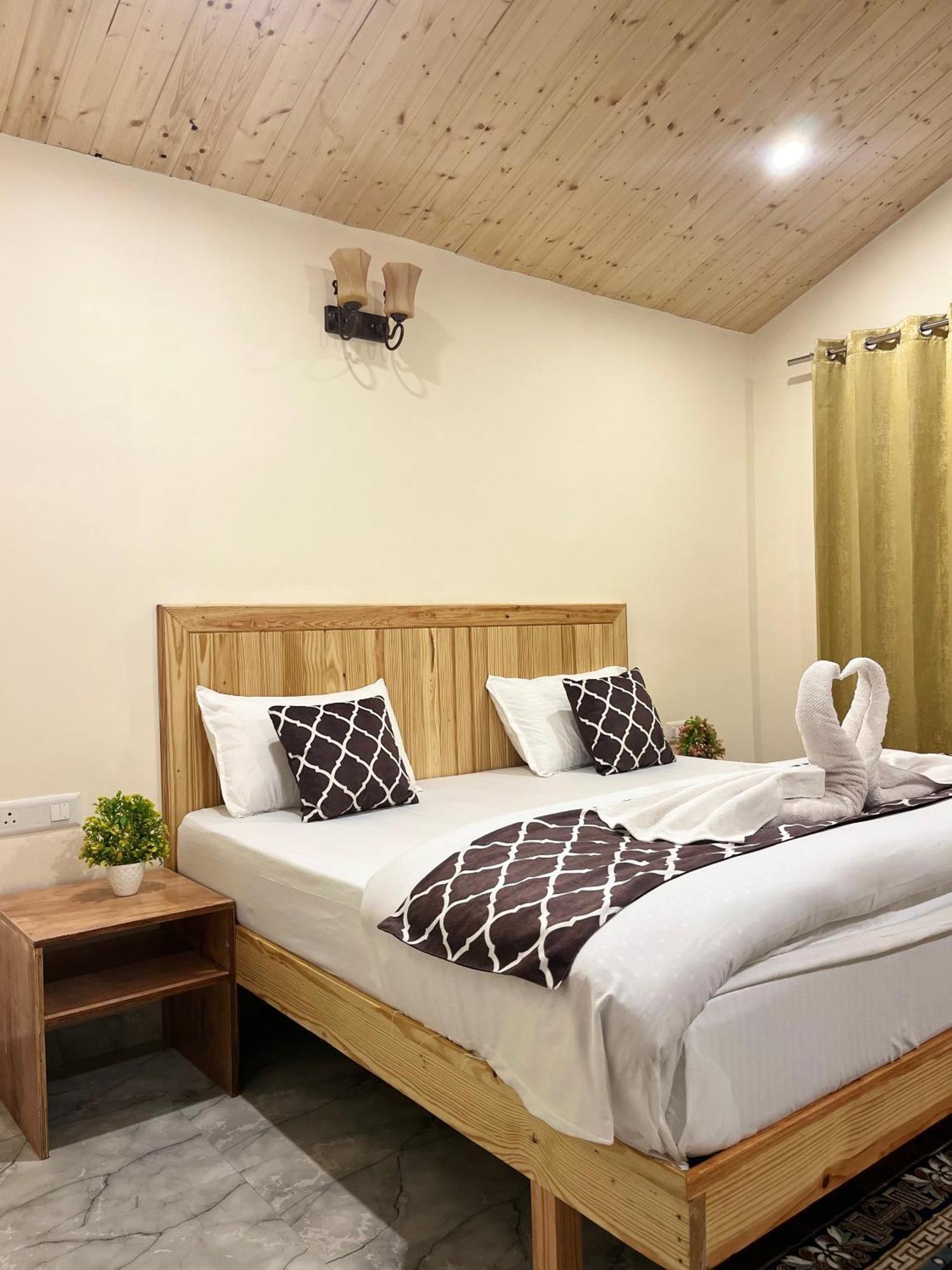 Ahava Kasol Riverside Cafe And Cottages Esterno foto